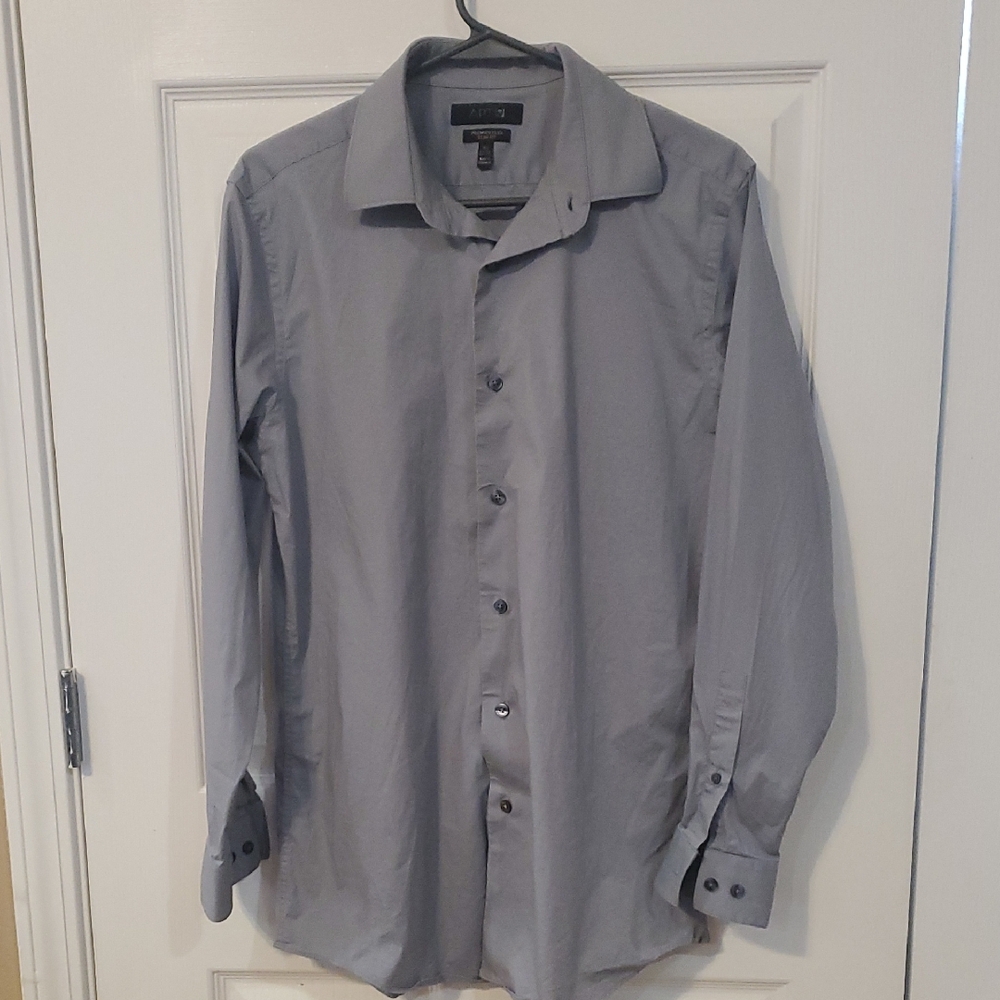Apt. 9 Dress Shirt Size 15 1/2 (32/33)